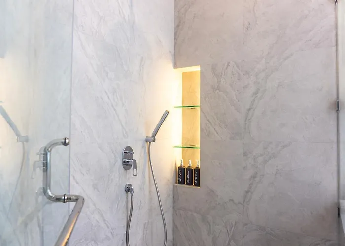 Lux Seis 3br تْشانغو