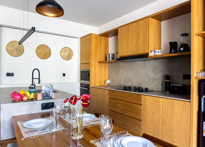 Lux Seis 3br فيلة تْشانغو