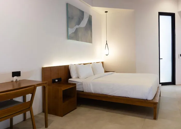 Lux Seis 3br *
